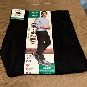 New black Tech Utility Pant 38x30 Straight Fit